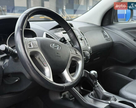 Черный Хендай их35, объемом двигателя 0 л и пробегом 201 тыс. км за 11850 $, фото 30 на Automoto.ua