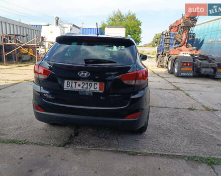 Черный Хендай их35, объемом двигателя 2 л и пробегом 195 тыс. км за 12600 $, фото 6 на Automoto.ua