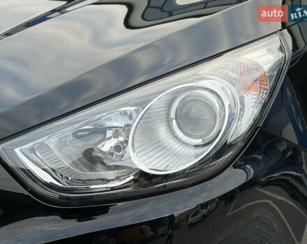 Черный Хендай их35, объемом двигателя 0 л и пробегом 201 тыс. км за 11850 $, фото 16 на Automoto.ua