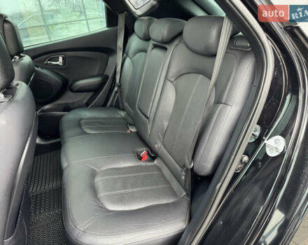 Черный Хендай их35, объемом двигателя 2 л и пробегом 177 тыс. км за 11999 $, фото 52 на Automoto.ua