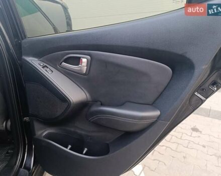 Чорний Хендай іх35, об'ємом двигуна 1.7 л та пробігом 257 тис. км за 11850 $, фото 13 на Automoto.ua