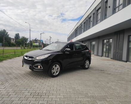 Черный Хендай их35, объемом двигателя 2 л и пробегом 53 тыс. км за 11999 $, фото 11 на Automoto.ua