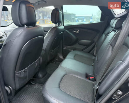 Черный Хендай их35, объемом двигателя 2 л и пробегом 230 тыс. км за 11850 $, фото 30 на Automoto.ua