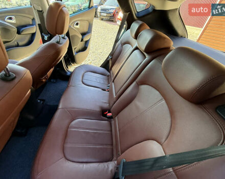 Чорний Хендай іх35, об'ємом двигуна 2 л та пробігом 153 тис. км за 13999 $, фото 26 на Automoto.ua