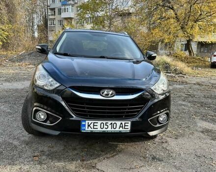 Черный Хендай их35, объемом двигателя 2 л и пробегом 137 тыс. км за 14000 $, фото 1 на Automoto.ua