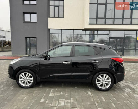 Черный Хендай их35, объемом двигателя 2 л и пробегом 177 тыс. км за 11999 $, фото 11 на Automoto.ua