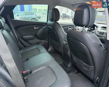 Черный Хендай их35, объемом двигателя 2 л и пробегом 230 тыс. км за 11850 $, фото 36 на Automoto.ua