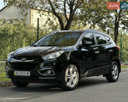 Черный Хендай их35, объемом двигателя 2 л и пробегом 87 тыс. км за 12900 $, фото 5 на Automoto.ua