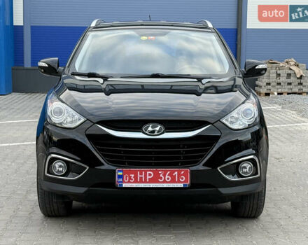 Черный Хендай их35, объемом двигателя 0 л и пробегом 201 тыс. км за 11850 $, фото 3 на Automoto.ua