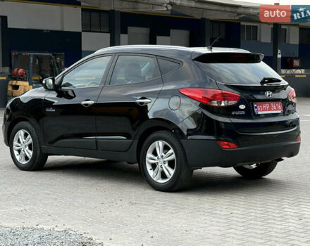 Черный Хендай их35, объемом двигателя 0 л и пробегом 201 тыс. км за 11850 $, фото 11 на Automoto.ua
