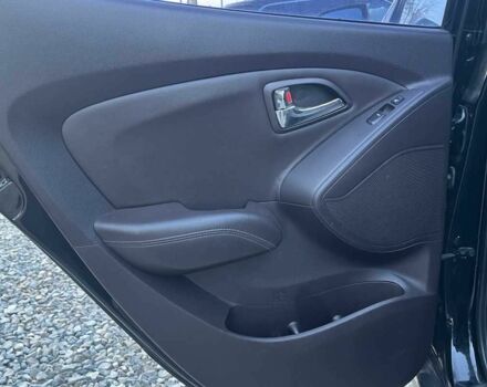 Чорний Хендай іх35, об'ємом двигуна 2 л та пробігом 178 тис. км за 13700 $, фото 22 на Automoto.ua