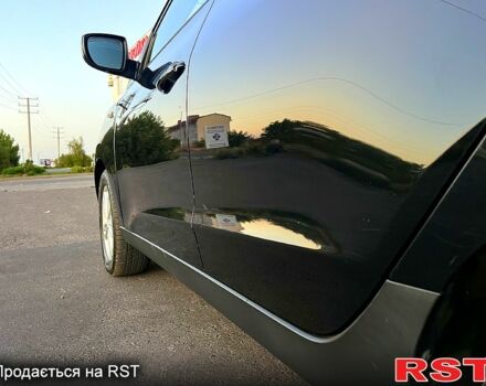 Черный Хендай их35, объемом двигателя 1.7 л и пробегом 230 тыс. км за 11200 $, фото 5 на Automoto.ua