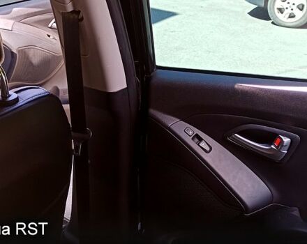 Чорний Хендай іх35, об'ємом двигуна 2 л та пробігом 167 тис. км за 13800 $, фото 9 на Automoto.ua