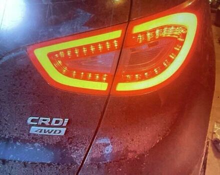 Черный Хендай их35, объемом двигателя 2 л и пробегом 185 тыс. км за 14399 $, фото 5 на Automoto.ua