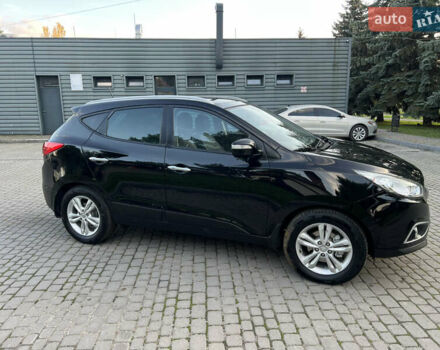 Черный Хендай их35, объемом двигателя 2 л и пробегом 175 тыс. км за 13900 $, фото 15 на Automoto.ua