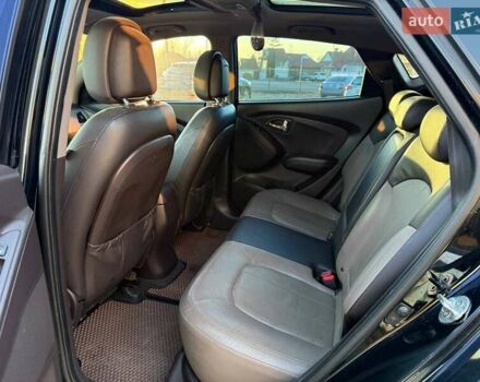 Черный Хендай их35, объемом двигателя 2 л и пробегом 178 тыс. км за 12699 $, фото 11 на Automoto.ua