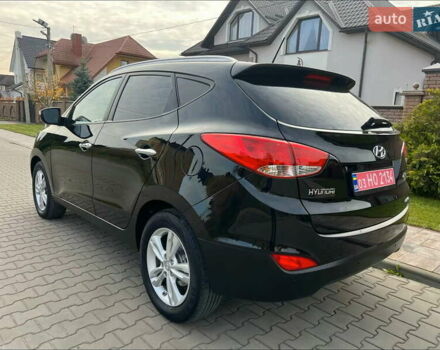Черный Хендай их35, объемом двигателя 2 л и пробегом 202 тыс. км за 15700 $, фото 18 на Automoto.ua