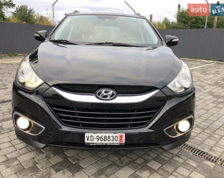 Черный Хендай их35, объемом двигателя 2 л и пробегом 178 тыс. км за 13999 $, фото 9 на Automoto.ua