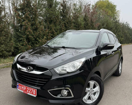 Чорний Хендай іх35, об'ємом двигуна 2 л та пробігом 177 тис. км за 14650 $, фото 2 на Automoto.ua