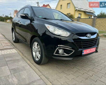 Черный Хендай их35, объемом двигателя 2 л и пробегом 202 тыс. км за 15700 $, фото 7 на Automoto.ua