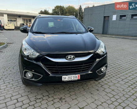 Черный Хендай их35, объемом двигателя 2 л и пробегом 175 тыс. км за 13900 $, фото 18 на Automoto.ua