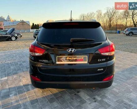 Черный Хендай их35, объемом двигателя 2 л и пробегом 178 тыс. км за 12699 $, фото 7 на Automoto.ua