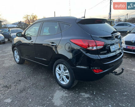 Черный Хендай их35, объемом двигателя 2 л и пробегом 213 тыс. км за 16500 $, фото 8 на Automoto.ua