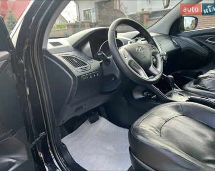 Черный Хендай их35, объемом двигателя 2 л и пробегом 202 тыс. км за 15700 $, фото 31 на Automoto.ua