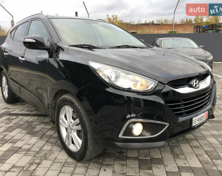 Черный Хендай их35, объемом двигателя 2 л и пробегом 178 тыс. км за 13999 $, фото 13 на Automoto.ua