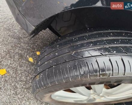 Хендай их35 2013 в Житомире на Automoto.ua Черный Хендай их35, объемом двигателя 1.7 л и пробегом 158 тыс. км за 11900 $, фото 72 на Automoto.ua