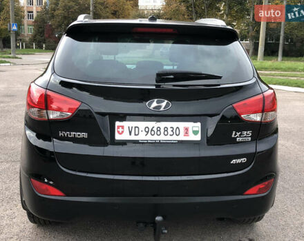 Черный Хендай их35, объемом двигателя 2 л и пробегом 178 тыс. км за 13999 $, фото 5 на Automoto.ua