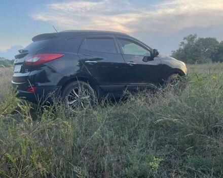 Черный Хендай их35, объемом двигателя 2 л и пробегом 185 тыс. км за 14399 $, фото 10 на Automoto.ua