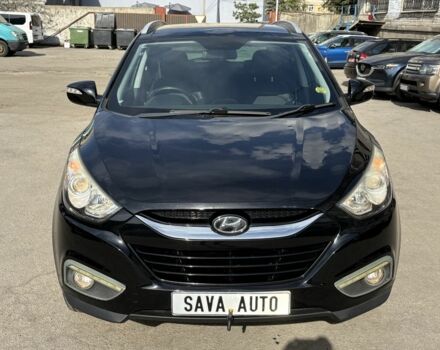 Черный Хендай их35, объемом двигателя 1.7 л и пробегом 128 тыс. км за 3900 $, фото 1 на Automoto.ua