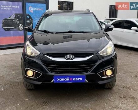 Черный Хендай их35, объемом двигателя 1.69 л и пробегом 194 тыс. км за 12500 $, фото 1 на Automoto.ua