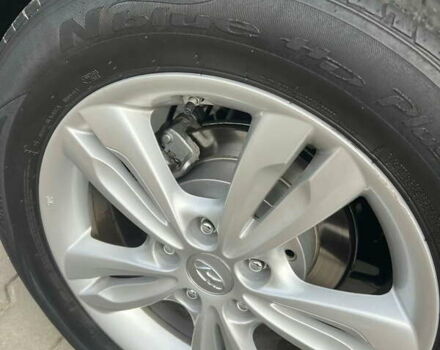 Черный Хендай их35, объемом двигателя 2 л и пробегом 202 тыс. км за 15700 $, фото 11 на Automoto.ua