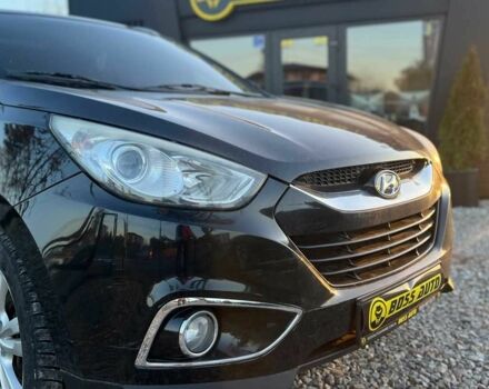 Чорний Хендай іх35, об'ємом двигуна 2 л та пробігом 178 тис. км за 13700 $, фото 1 на Automoto.ua