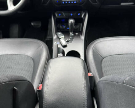 Чорний Хендай іх35, об'ємом двигуна 2 л та пробігом 177 тис. км за 14650 $, фото 35 на Automoto.ua