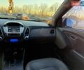 Черный Хендай их35, объемом двигателя 2 л и пробегом 178 тыс. км за 12699 $, фото 19 на Automoto.ua