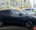 Черный Хендай их35, объемом двигателя 2 л и пробегом 152 тыс. км за 13000 $, фото 2 на Automoto.ua
