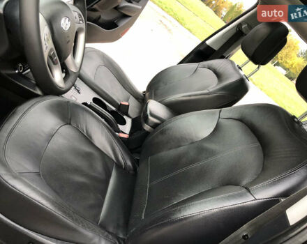 Черный Хендай их35, объемом двигателя 2 л и пробегом 178 тыс. км за 13999 $, фото 28 на Automoto.ua