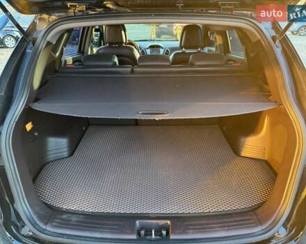 Черный Хендай их35, объемом двигателя 2 л и пробегом 178 тыс. км за 12699 $, фото 14 на Automoto.ua