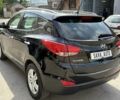 Черный Хендай их35, объемом двигателя 1.7 л и пробегом 128 тыс. км за 3900 $, фото 5 на Automoto.ua