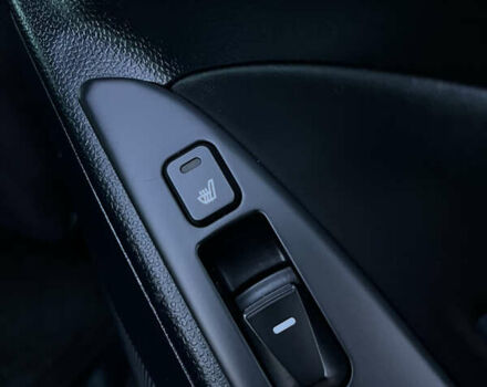 Черный Хендай их35, объемом двигателя 2 л и пробегом 213 тыс. км за 16500 $, фото 25 на Automoto.ua