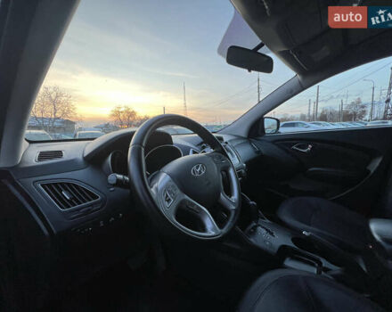 Черный Хендай их35, объемом двигателя 2 л и пробегом 213 тыс. км за 16500 $, фото 30 на Automoto.ua