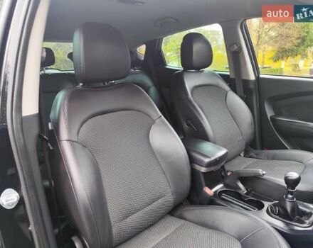 Хендай их35 2013 в Житомире на Automoto.ua Черный Хендай их35, объемом двигателя 1.7 л и пробегом 158 тыс. км за 11900 $, фото 51 на Automoto.ua