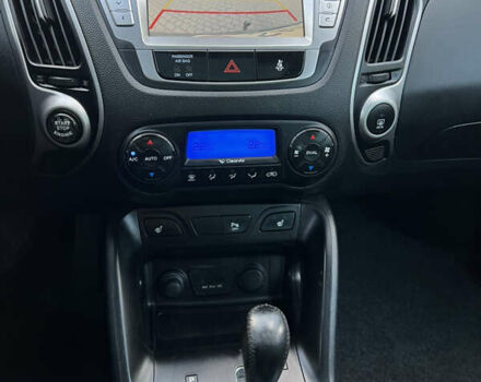 Черный Хендай их35, объемом двигателя 2 л и пробегом 175 тыс. км за 13900 $, фото 28 на Automoto.ua