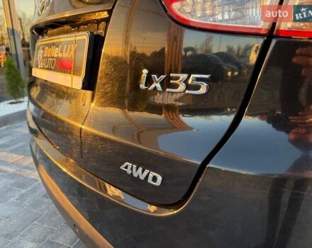 Черный Хендай их35, объемом двигателя 2 л и пробегом 178 тыс. км за 12699 $, фото 15 на Automoto.ua