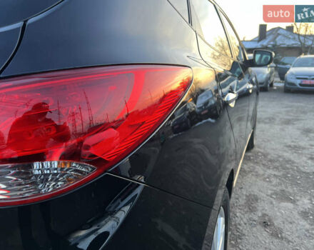 Черный Хендай их35, объемом двигателя 2 л и пробегом 213 тыс. км за 16500 $, фото 10 на Automoto.ua