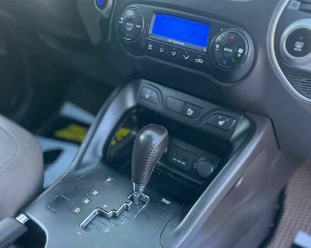 Чорний Хендай іх35, об'ємом двигуна 2 л та пробігом 178 тис. км за 13700 $, фото 14 на Automoto.ua