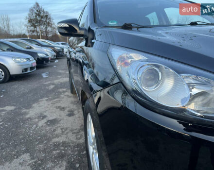 Черный Хендай их35, объемом двигателя 2 л и пробегом 213 тыс. км за 16500 $, фото 15 на Automoto.ua